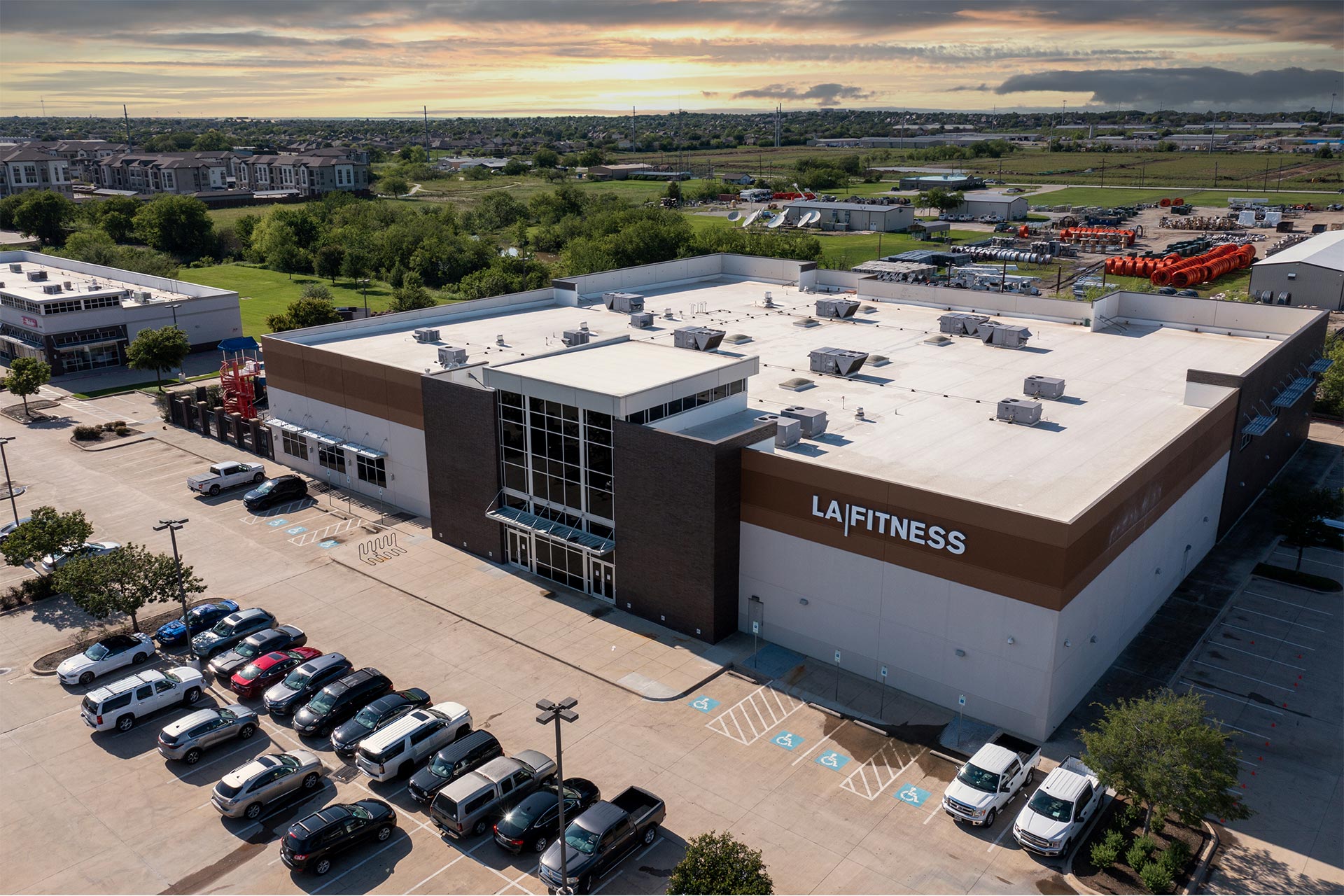 Track Record - Recently Closed Transactions - NNN Fitness