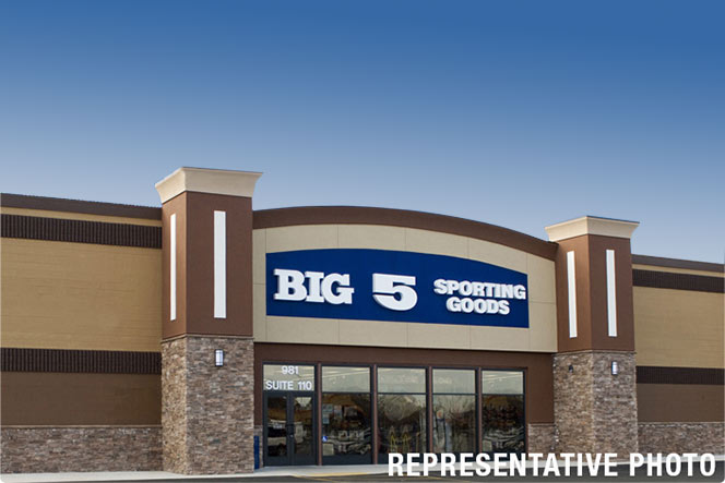 Big 5 Sporting Goods, Lakewood, CA