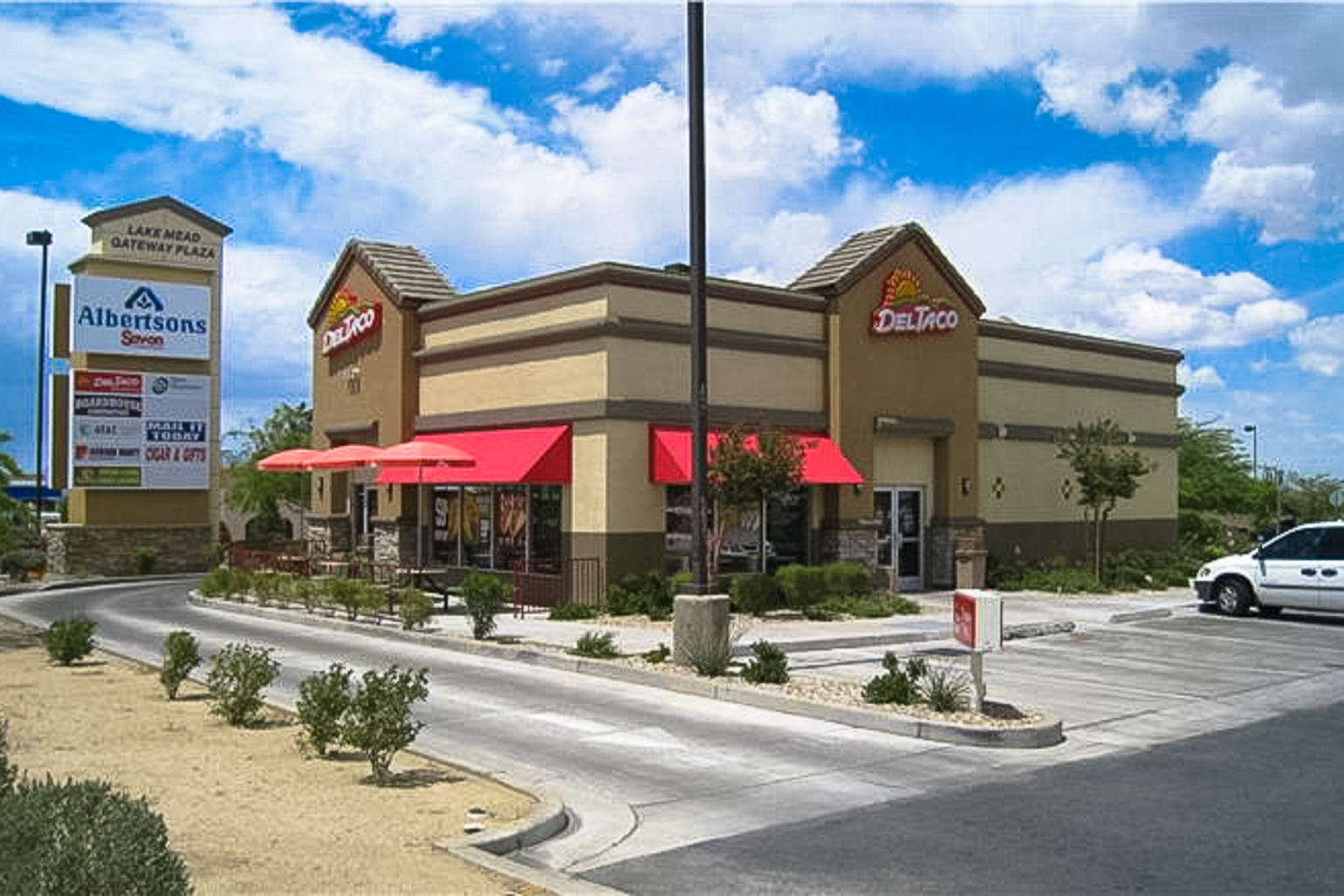 Track Record Recently Closed Transactions NNN Fitness