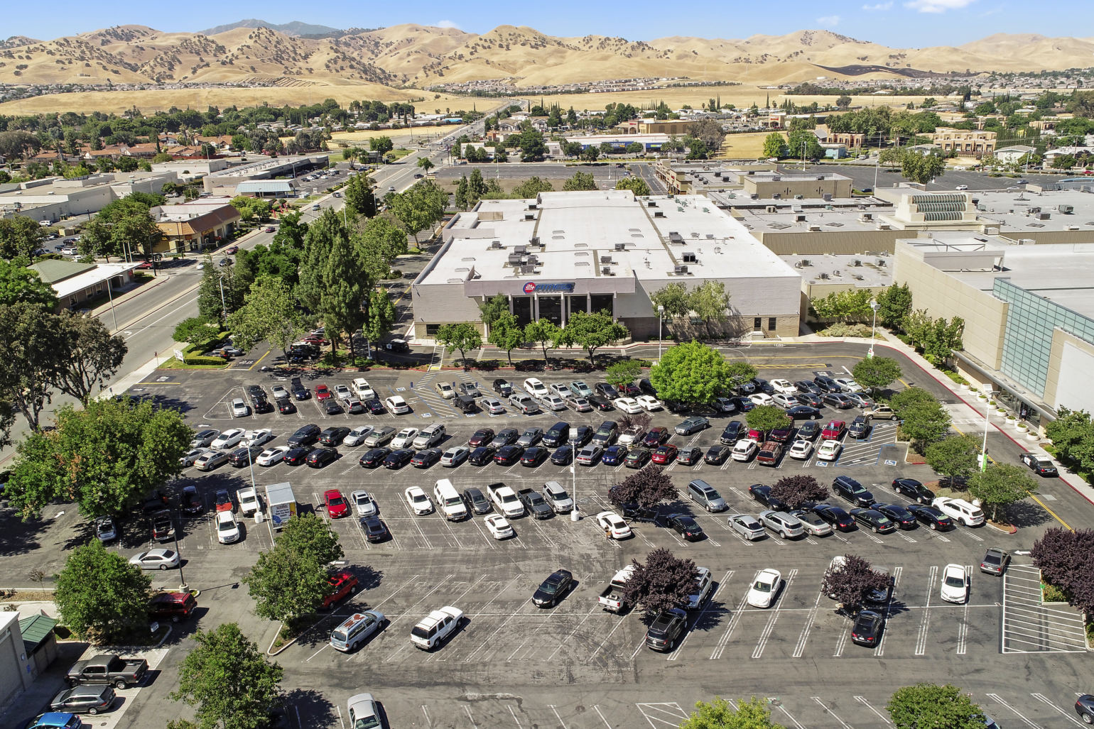 Track Record Recently Closed Transactions NNN Fitness